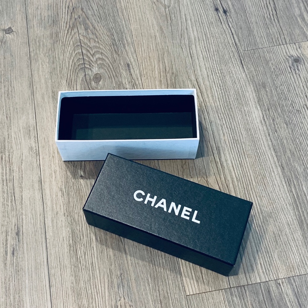 Chanel Box